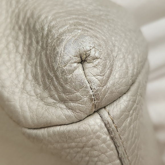 ROOTS Vintage Silver leather Shoulder bag - Picture 5 of 15